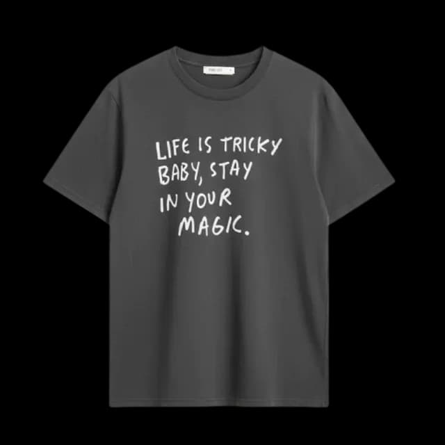 T-SHIRT COM FRASE